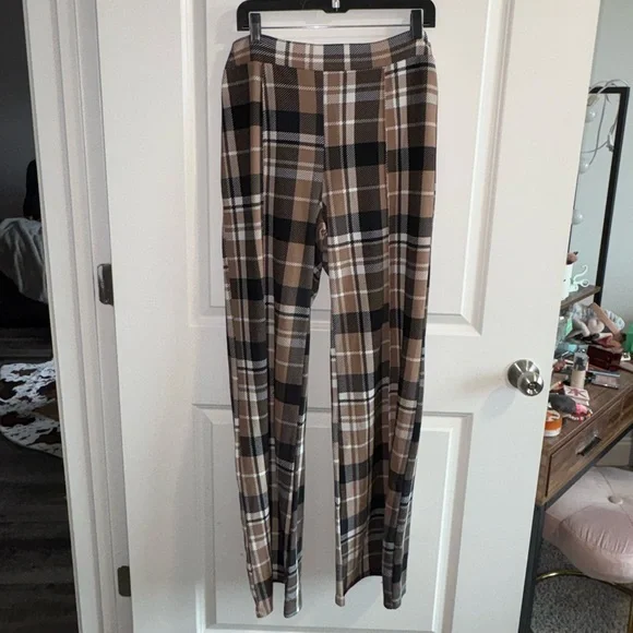 Women's Plaid Trousers - Black and Brown - Picture 3 of 3